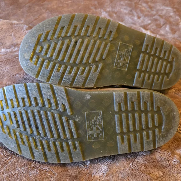 Dr. Martens Fur Lined Clogs - Picture 6 of 7